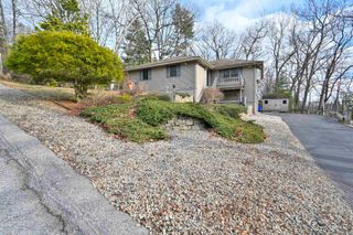 387 Harrison Street, Manchester, NH 03104