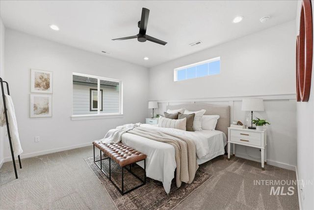 8149 N Breezy Ave, Boise, ID 83714