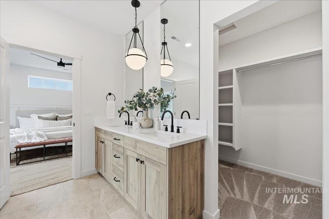 8149 N Breezy Ave, Boise, ID 83714