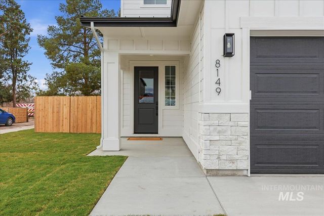 8149 N Breezy Ave, Boise, ID 83714