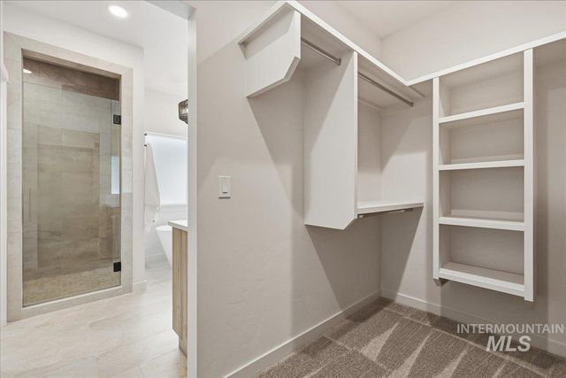 8149 N Breezy Ave, Boise, ID 83714