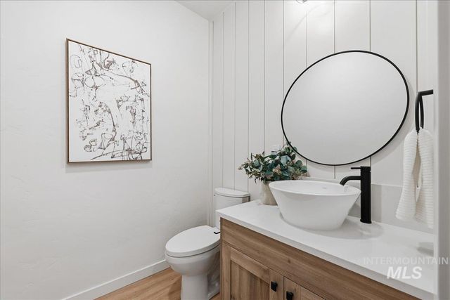 8149 N Breezy Ave, Boise, ID 83714