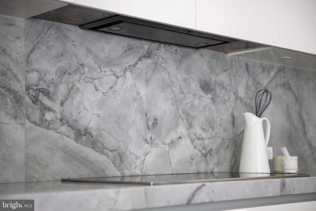 2361 N EDGEWOOD ST, Arlington, VA 22207