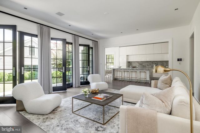 2361 N EDGEWOOD ST, Arlington, VA 22207