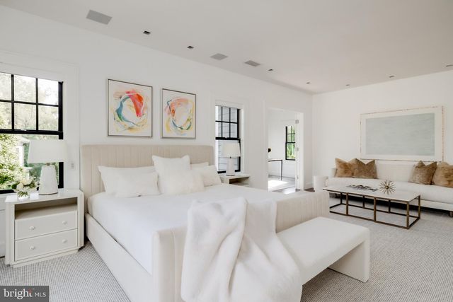 2361 N EDGEWOOD ST, Arlington, VA 22207