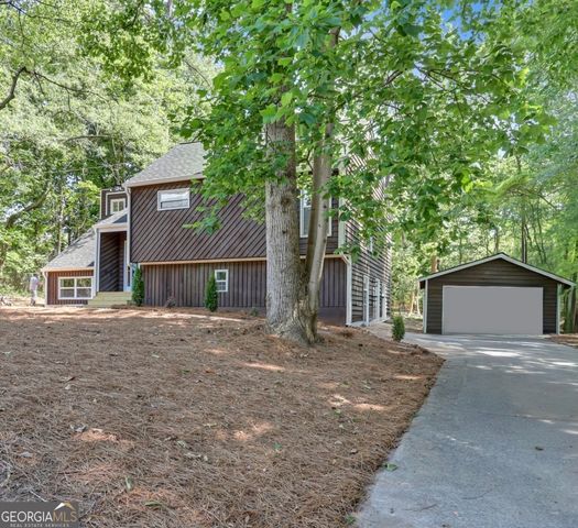 1882 Winding Creek Lane SW, Marietta, GA 30064
