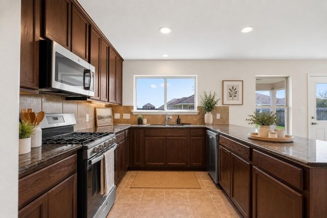 9006 Sasson Boulevard, Houston, TX 77044