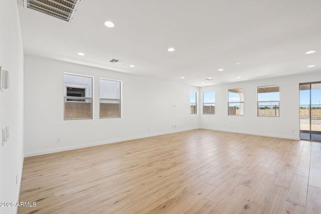 7938 W GRISWOLD Road, Peoria, AZ 85345