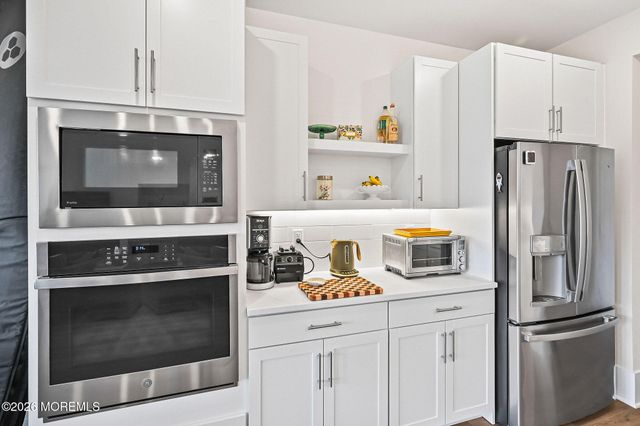 4039 Heron Drive, Wall, NJ 07727