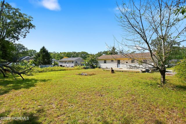 333 Constitution Drive, Forked River, NJ 08731
