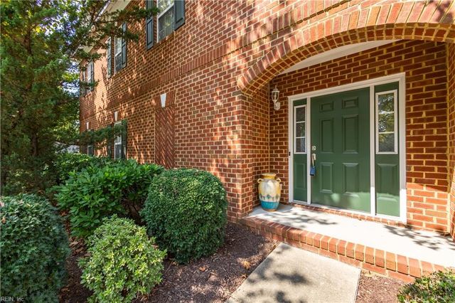 816 Great Marsh AVE, Chesapeake, VA 23320