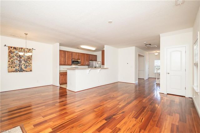 816 Great Marsh AVE, Chesapeake, VA 23320