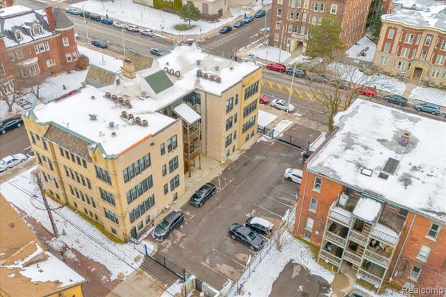 615 W Hancock Street 202, Detroit, MI 48201