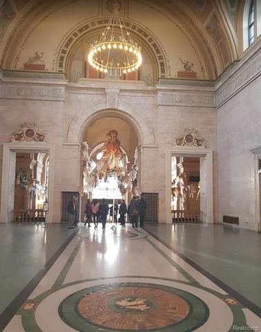 615 W Hancock Street 202, Detroit, MI 48201