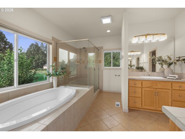 17505 Ne 65TH Ct, Vancouver, WA 98686