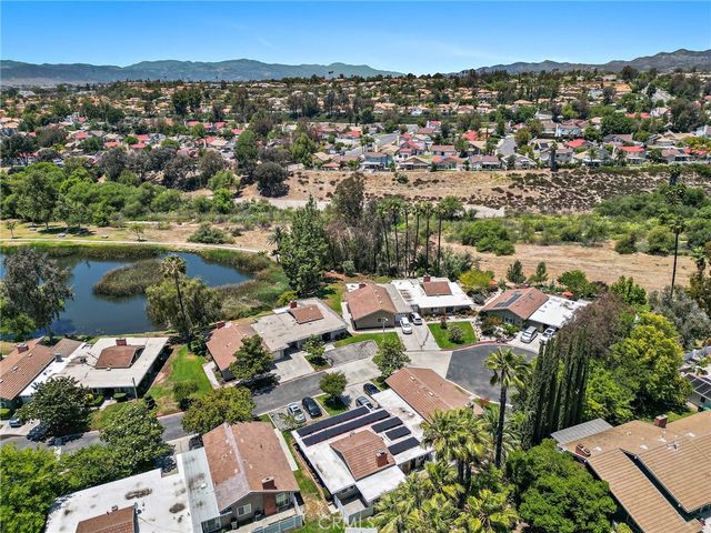 38750 Via Las Flores, Murrieta, CA 92563