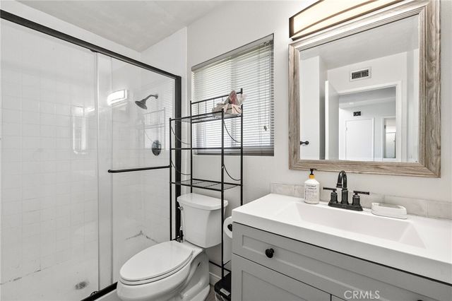 38750 Via Las Flores, Murrieta, CA 92563