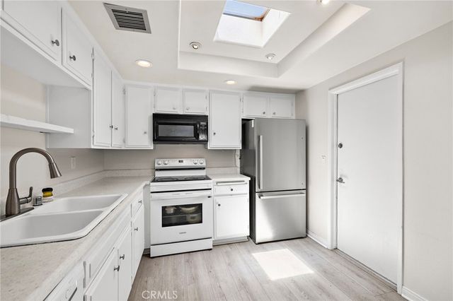 38750 Via Las Flores, Murrieta, CA 92563