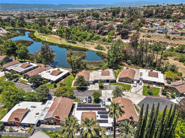 38750 Via Las Flores, Murrieta, CA 92563