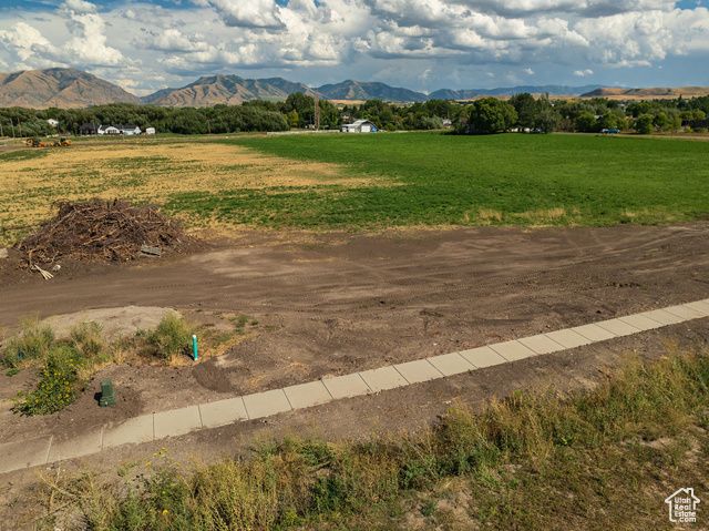 643 S 300 W, Wellsville, UT 84339