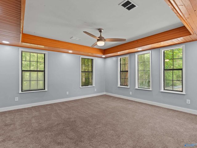 485 John L Gap Road, Boaz, AL 35956