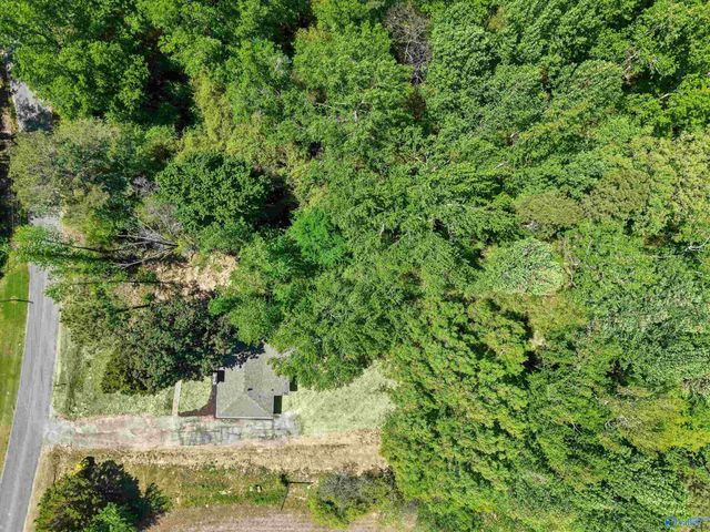485 John L Gap Road, Boaz, AL 35956