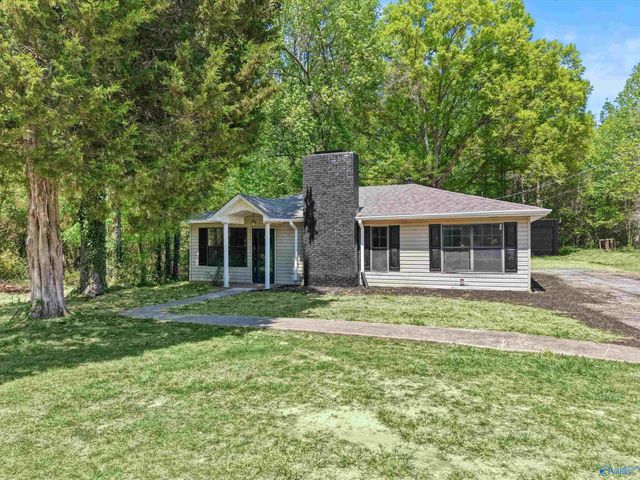 485 John L Gap Road, Boaz, AL 35956