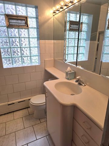 2953 N Parkside Avenue, Chicago, IL 60634