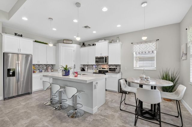 4560 Ambersweet Way, The Acreage, FL 33470