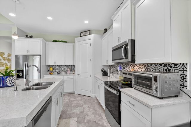 4560 Ambersweet Way, The Acreage, FL 33470