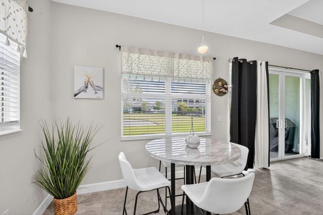 4560 Ambersweet Way, The Acreage, FL 33470