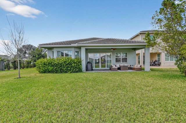 4560 Ambersweet Way, The Acreage, FL 33470