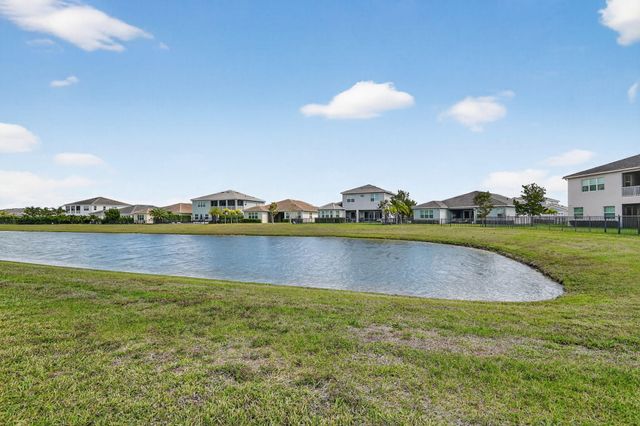 4560 Ambersweet Way, The Acreage, FL 33470