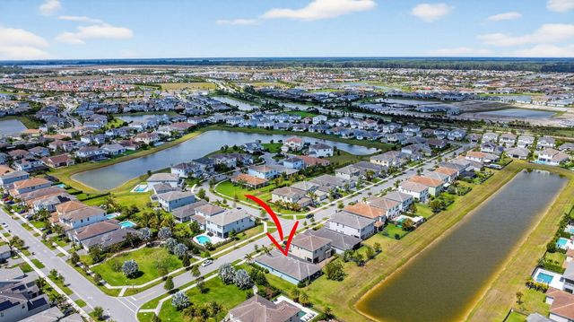 4560 Ambersweet Way, The Acreage, FL 33470