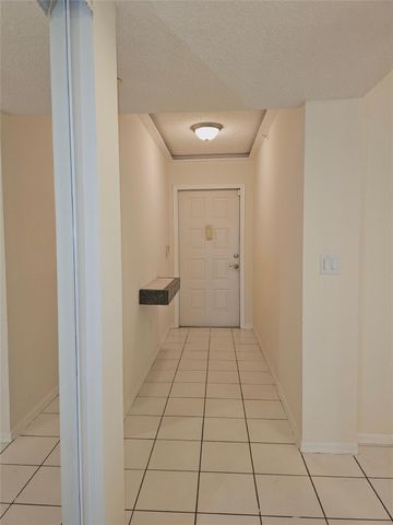 7843 Granville Dr 7843, Tamarac, FL 33321