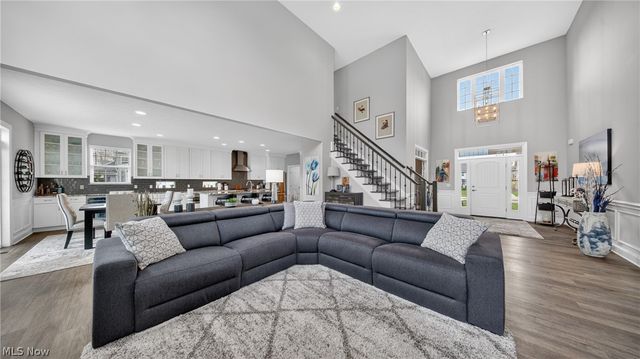 32646 Albion Drive, Avon Lake, OH 44012