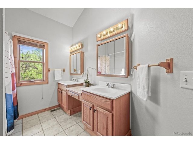 9868 Overlook Rd, Sedalia, CO 80135