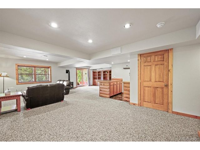 9868 Overlook Rd, Sedalia, CO 80135