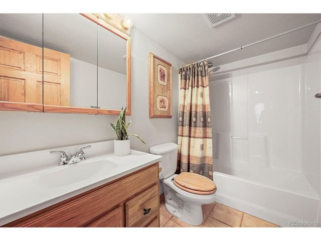 9868 Overlook Rd, Sedalia, CO 80135