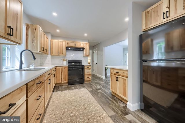 142 RIVER RD, Pequea, PA 17565