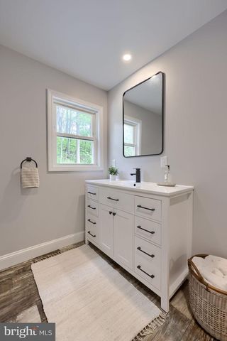 142 RIVER RD, Pequea, PA 17565