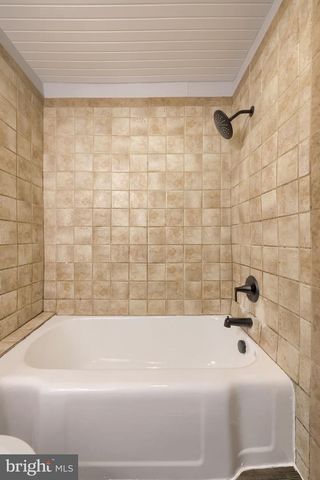 142 RIVER RD, Pequea, PA 17565
