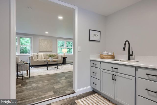 142 RIVER RD, Pequea, PA 17565