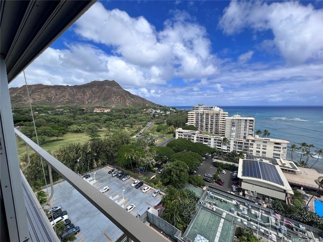 2895 Kalakaua Avenue 1705, Honolulu, HI 96815