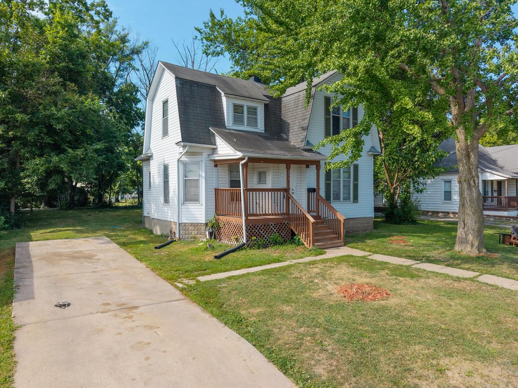 204 E FOREST AVE, Columbia, MO 65203