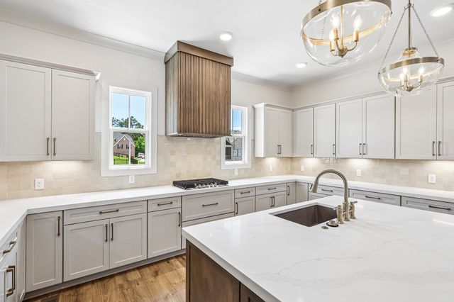 104 Wherry Ct, Hendersonville, TN 37075