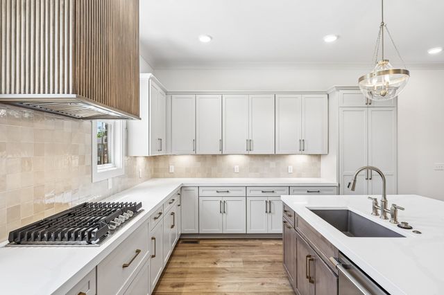 104 Wherry Ct, Hendersonville, TN 37075