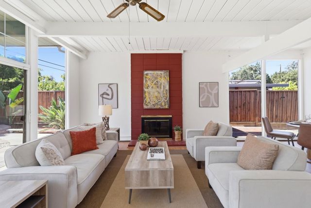 256 E Charleston Road, Palo Alto, CA 94306