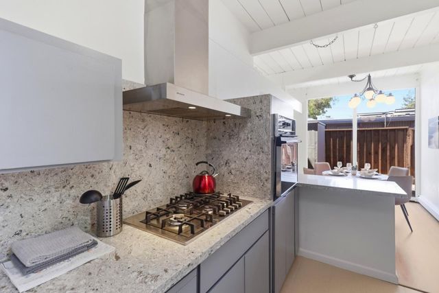 256 E Charleston Road, Palo Alto, CA 94306
