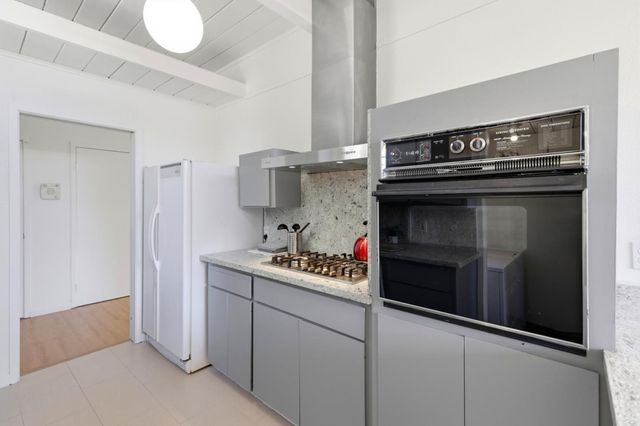 256 E Charleston Road, Palo Alto, CA 94306